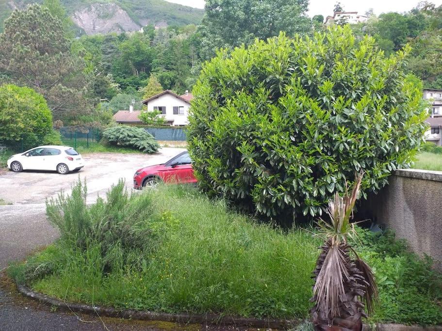 Studio Cosy Au Pied Du Massif De Belledonne Apartment Corenc Bagian luar foto